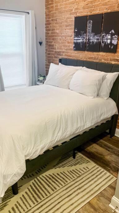 Cozy Modern Apt In The Heart Of Fells Point! Baltimore Kültér fotó